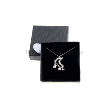 Pendant necklace